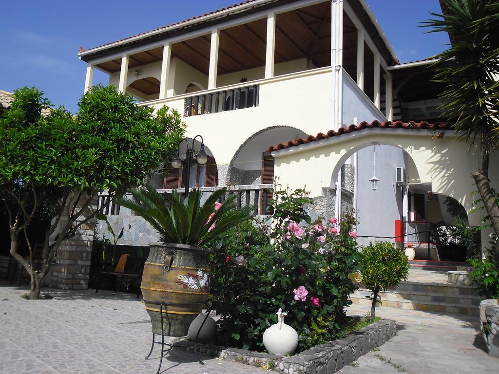Villa Maria Храни Экстерьер фото